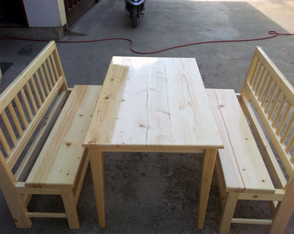 Sto i klupe za terasu Primer1